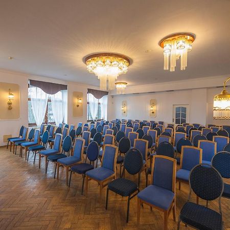 Hotel Petrin Jablonec nad Nisou Kültér fotó
