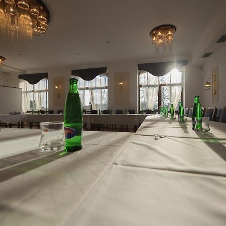 Hotel Petrin Jablonec nad Nisou Kültér fotó