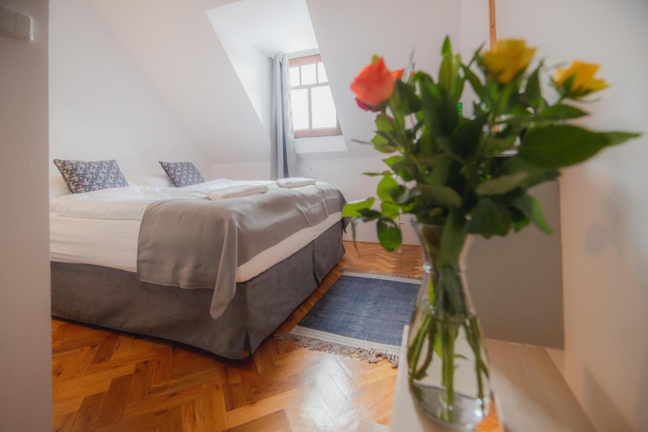 Hotel Petrin Jablonec nad Nisou Kültér fotó